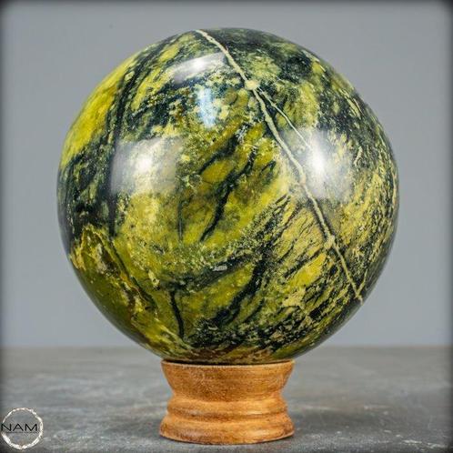 Zeer zeldzame kronkelige bol, Vanuit Peru- 1820.68 g, Verzamelen, Mineralen en Fossielen
