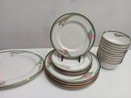 Royal Doulton - Service de table pour 6 personnes (23) -, Antiek en Kunst