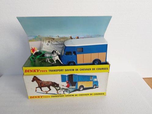 Dinky Toys - 1:32 - Transport Saviem de Chevaux de Course, Hobby & Loisirs créatifs, Voitures miniatures | 1:5 à 1:12