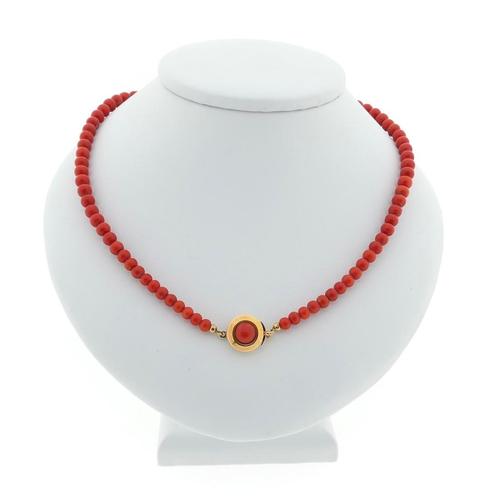 Antieke bloedkoralen kralen collier met gouden sier slot..., Handtassen en Accessoires, Kettingen, Overige kleuren, Gebruikt, Met edelsteen