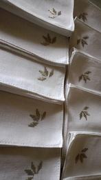 Serviette de table (12) - 42 cm - 42 cm - Broderie au point