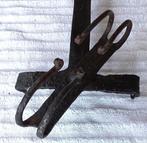 rare grille pain - Outil de travail - cuit pomme de terre