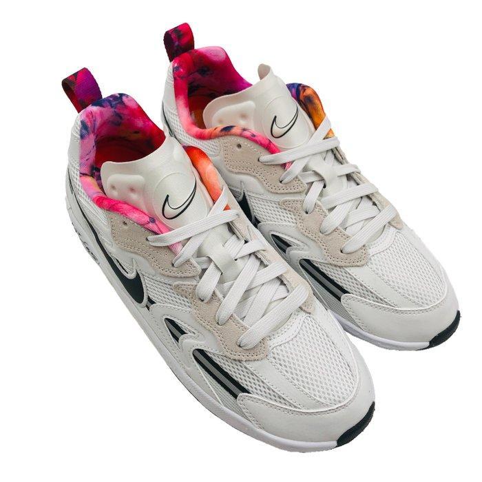 Nike - Nike Jam Train - Sneakers - Maat: EU 42 - Nieuw met, Vêtements | Hommes, Chaussures