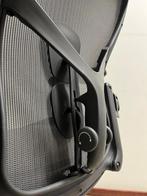 Herman Miller Aeron Maat C, Remastered Posturefit SL, Verzenden, Zwart, Zo goed als nieuw, Bureaustoel