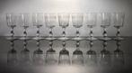 Baccarat - Wijnglas (9) - Glas, Antiek en Kunst
