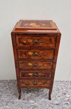 Chiffonnière met kostbare houtsoorten - Napoleon III stijl -