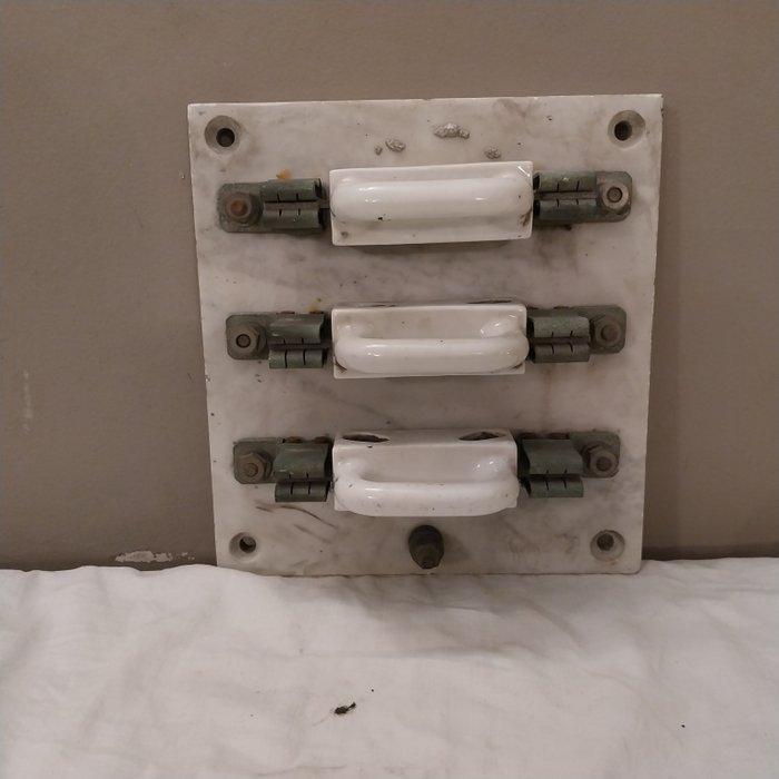 Industriële apparatuur - Italië - Klep-segmentatoren, Antiek en Kunst, Antiek | Wandborden en Tegels