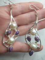 Zilver, Witte Biwa-parels, paarse koperturkoois -