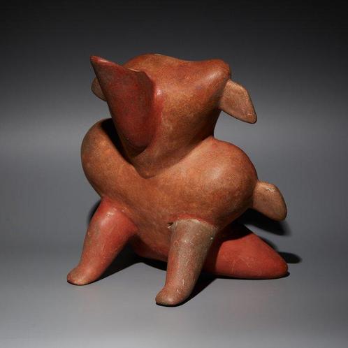 Jalisco, West-Mexico Terracotta Canid-vormige ligstoel. 600, Verzamelen, Mineralen en Fossielen