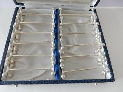 Porte couteau - SFAM - Elégant coffret de 12, Antiek en Kunst, Antiek | Meubels | Tafels