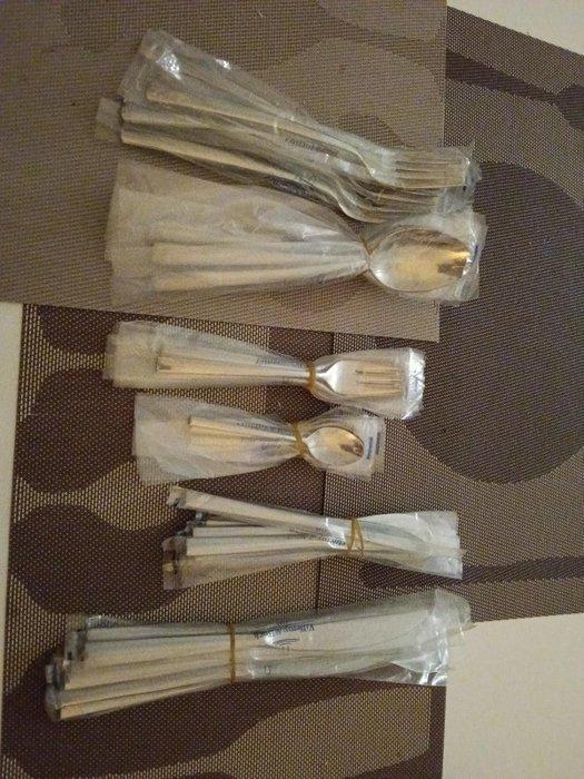 Villeroy & Boch - Bestekset (30) - Staal - Zet het bestek, Antiek en Kunst, Antiek | Meubels | Tafels