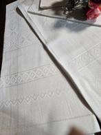 Serviette (5) - 108 cm - 60 cm - Anciennes serviettes