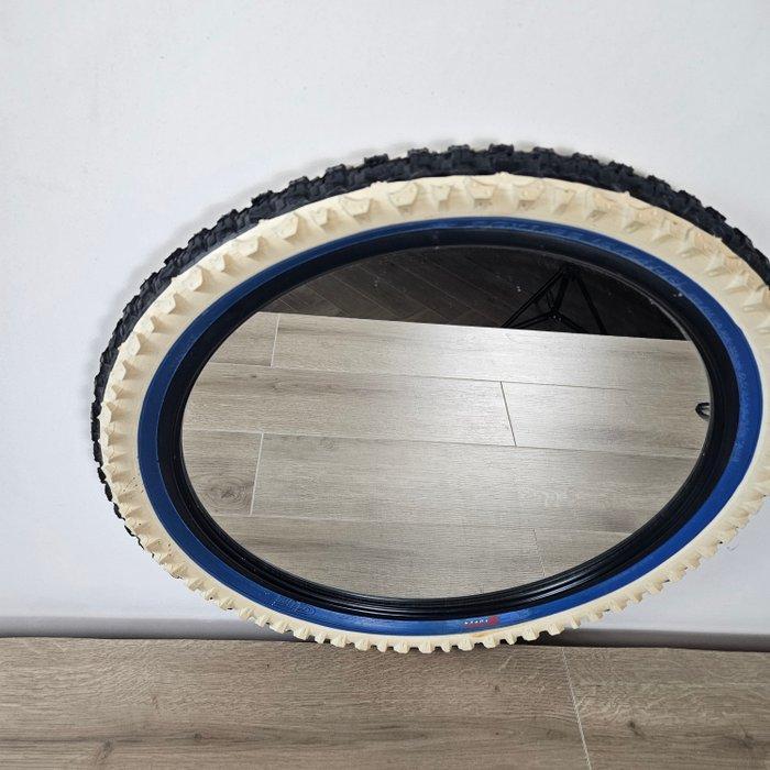 IKEA - Spiegel - Glas, Rubber - Volda - BMX Bike Tyre, Antiquités & Art, Antiquités | Meubles | Chaises & Canapés