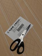 Calore e raffinatezza in una trama senza tempo Larissa by