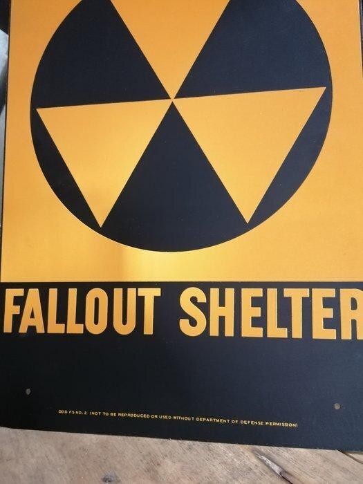 Industriële apparatuur - Verenigde Staten - Fallout Shelter, Antiek en Kunst, Antiek | Wandborden en Tegels
