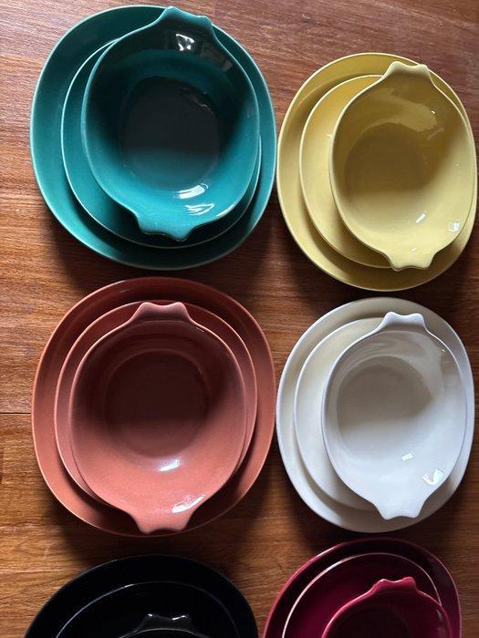 Boch Frères - Keralux belgium /Beauty line - Tafelservies, Antiquités & Art, Antiquités | Meubles | Tables