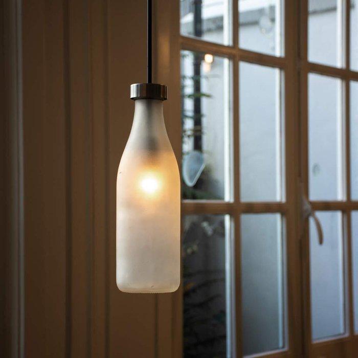 Droog Design - Tejo Remy - Lamp - Milk Bottle Lamp - Glas,, Antiquités & Art, Antiquités | Meubles | Chaises & Canapés