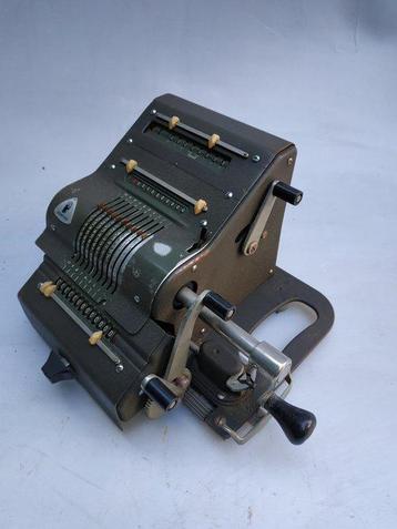 Brunsviga 13-Z - Calculatrice - 1950-1960 - machine à beschikbaar voor biedingen