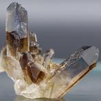 Prachtige gerookte kwartscluster • 91,60 ct • Volledig