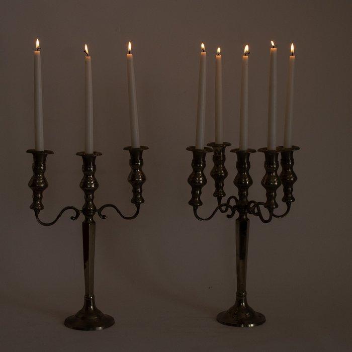 Kandelaber bracci a volute (2) - Metaal, argentato - 5 en 3, Antiquités & Art, Curiosités & Brocante