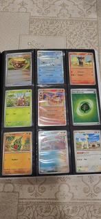 Pokémon - 54 Incomplete Album - prismatic evolutions -, Hobby en Vrije tijd, Verzamelkaartspellen | Pokémon, Nieuw