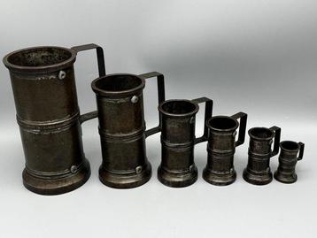 complete set antieke inhoudsmaten vochtmaten geijkt -