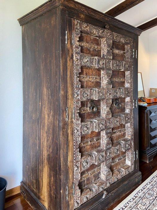 Kabinet - Houten beeldhouwwerk - 17e-18e eeuwse, Antiek en Kunst, Kunst | Niet-Westerse kunst