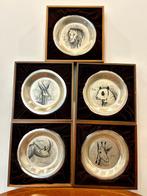 Wanddecoratie (5) - Le Medaillier, Paris - Collezione, Antiek en Kunst