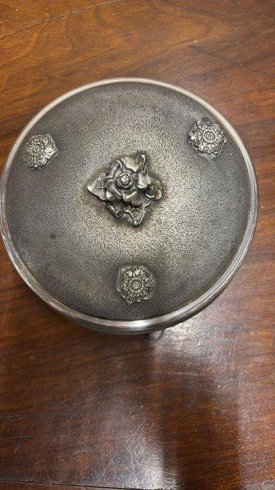 Doos - Zilver - Zilveren bonbonnière, Antiek en Kunst, Antiek | Zilver en Goud