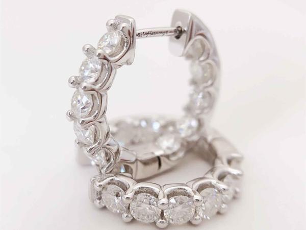 Veiling - Creolen wit briljant, Handtassen en Accessoires, Oorbellen