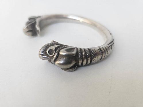 Kada-armband met Makara-hoofden - Zilver - India - Begin 20e, Antiek en Kunst, Kunst | Niet-Westerse kunst