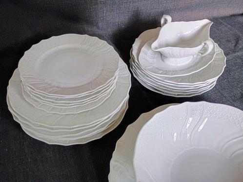 Hutschenreuther - Service de table (22) - De Dresde -, Antiek en Kunst, Antiek | Meubels | Tafels
