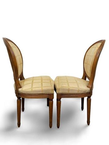 Chaise (2) - Bois - Chaises Médaillon