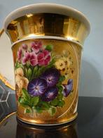 Tasse et soucoupe - Porcelaine - Grande tasse de chocolat, Antiquités & Art