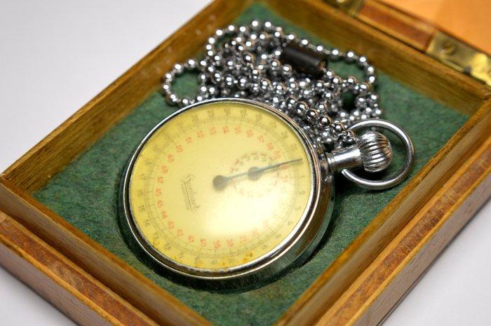 Hanhart - Stopwatch in box with documents - 1960-1969, Handtassen en Accessoires, Horloges | Heren