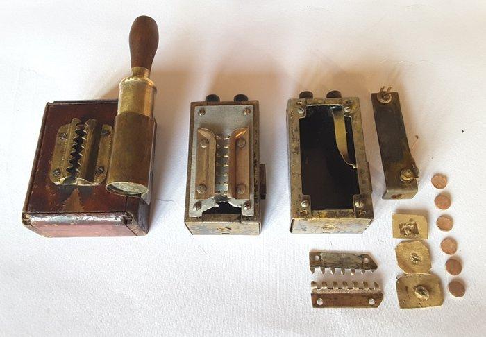 L’Allumette Électrique – Raro lotto di accenditori elettrici, Collections, Articles de fumeurs, Briquets & Boîtes d'allumettes