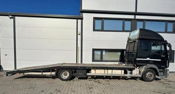 Veiling: Autotransporter Vrachtwagen Iveco Eurocargo 120E22, Auto's