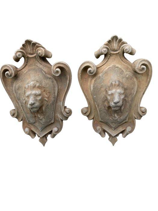 sculptuur, 2 fregi araldica - 30 cm - Steen, Antiquités & Art, Curiosités & Brocante