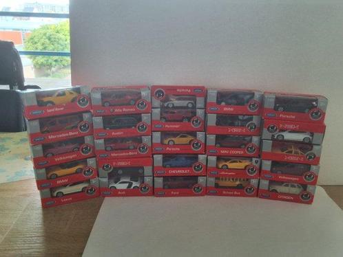 Welly 1:60 - Modelauto (25) - lotje 25 stuks miniatuur, Hobby en Vrije tijd, Modelauto's | 1:5 tot 1:12