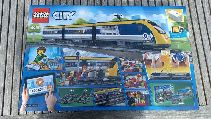Lego Set - 60197 - City - Passagierstrein, Kinderen en Baby's, Speelgoed | Duplo en Lego