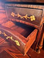 Secrétaire - hard hout