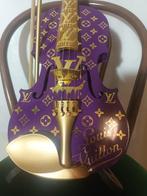 fp pop art - Louis Vuitton Violon 60 cm MAUVE LAKERS EDITION, Antiek en Kunst