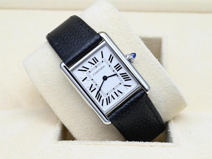 Cartier Tank Ref. WSTA0041 Year 2022 (Box & Papers), Handtassen en Accessoires, Horloges | Heren, Leer, Zo goed als nieuw, Staal