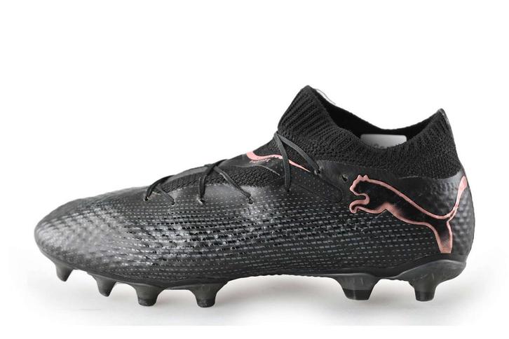 Puma Voetbalschoenen in maat 42½ Zwart | 5% extra korting, Kleding | Heren, Schoenen, Zwart, Zo goed als nieuw, Verzenden