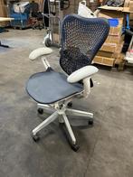 Herman Miller Mirra 2 Triflex Twilight/Studio, Huis en Inrichting, Blauw, Ergonomisch, Bureaustoel, Zo goed als nieuw