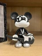 Mickey Mouse Rock Figurine - artoyz / Leblon Delienne, Collections, Disney