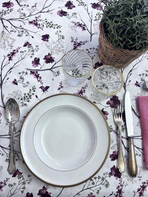 Tafelkleed voor grote tafels. Bloemige elegantie -, Antiek en Kunst, Antiek | Tapijten, Tafelkleden en Textiel