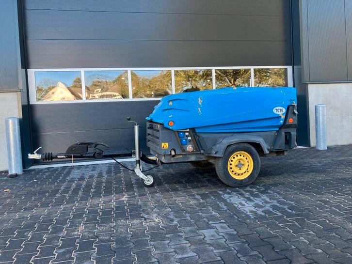 Veiling: Compressor Atlas Copco XAS67DD PE Diesel 7bar 2010, Zakelijke goederen, Machines en Bouw | Pompen en Compressoren, Ophalen