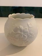 Vaas (3) - Biscuit porselein, Biscuit porselein - AK Kaiser