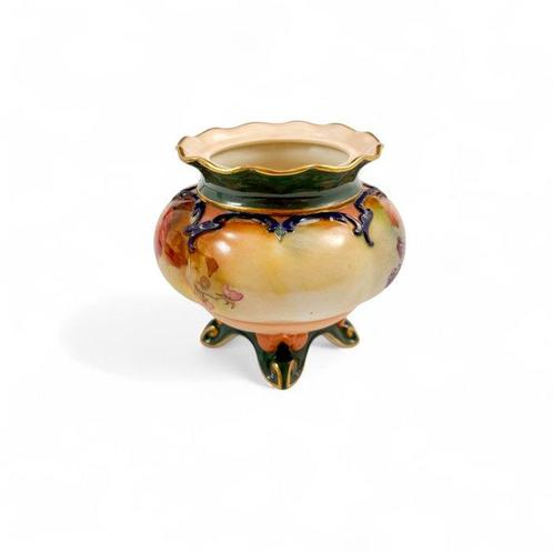 Art Nouveau vase with raised cobalt tendrils and fruit, Antiek en Kunst, Antiek | Glaswerk en Kristal
